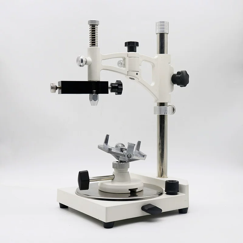 Medical Laboratory Technician - Kare Diş Modeli Gözlem Cihazı Diş